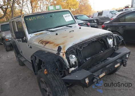 2010 Jeep Wrangler Unlimited Sport из США, поврежденный, VIN 1J4BA3H1XAL117003